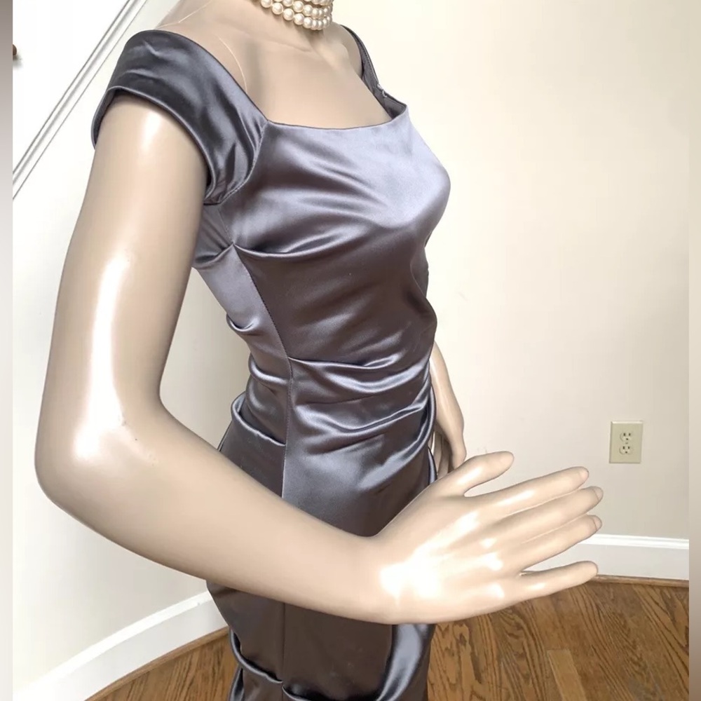 NWT Nicole Miller Knee-Length Body Contouring Ruched Silk and Spandex Dress—BLUE - Picture 7 of 11